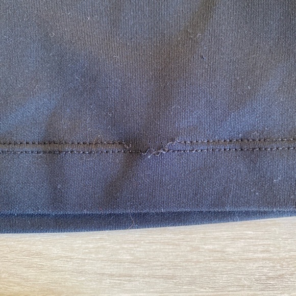 Nike Black Boys Size 5 T-Shirt - Picture 4 of 6